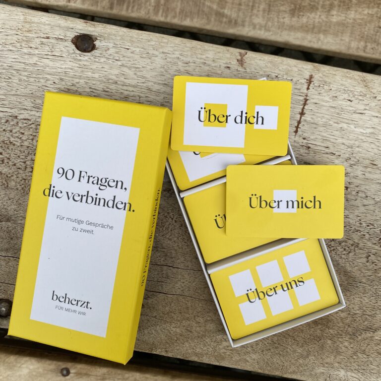Gesellschaftsspiel - 90 Fragen, die verbinden