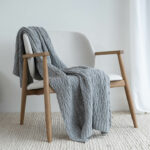 Decke mit Rautenmuster