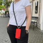 Handykette mit Holzperlen – Bild 14