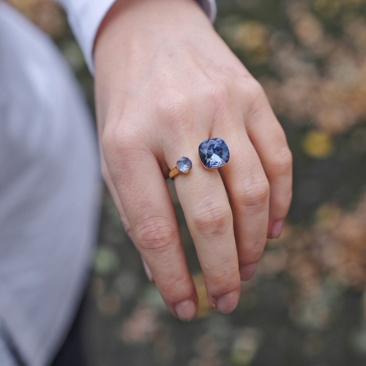 Ring-mit-2-Steinen-Blau Ring mit 2 Steinen – Bild 1