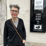 Handykette mit Holzperlen – Bild 21