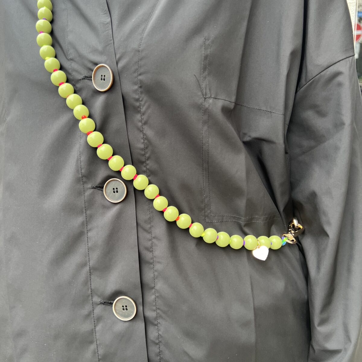 Handykette mit Holzperlen – Bild 19