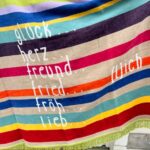 Fröhliche Kuscheldecke – Bild 2