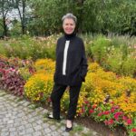 Rollkragenpullover schwarz mit Streifen