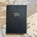 Notizbuch mit Prägung – Bild 10