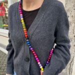 Handykette mit Holzperlen – Bild 27