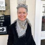 Kaschmir Bandana mit Paisley Muster und Fransen – Bild 3